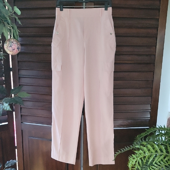 Athleta Pants - Athleta Blush Pink Airy Lightweight Cargo Pants High-Waisted Straight-Leg Size 6
